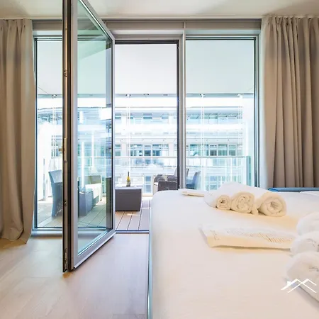 Waterfront Luxury Studio, Free Parking, Ac, Netflix & Wifi By Tilo Lux