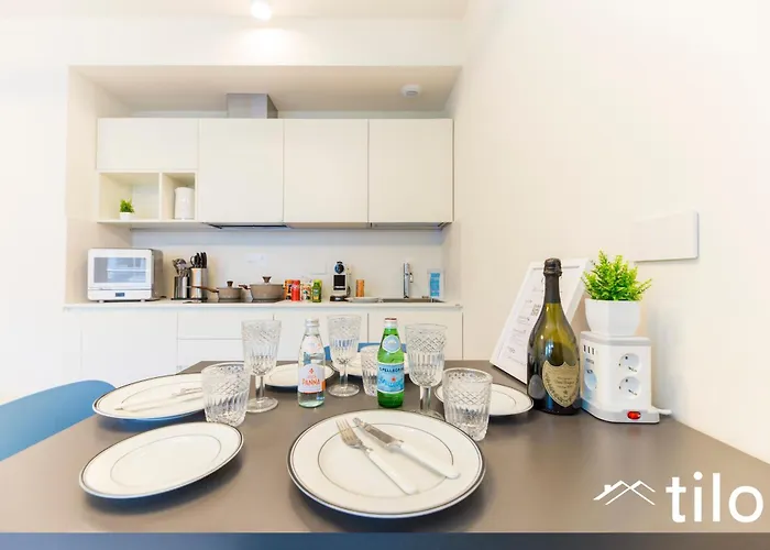 Waterfront Luxury Studio, Free Parking, Ac, Netflix & Wifi By Tilo Lux Apartament Genua
