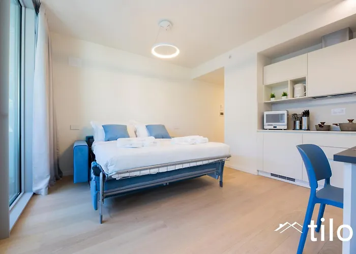 Waterfront Luxury Studio, Free Parking, Ac, Netflix & Wifi By Tilo Lux * Janov