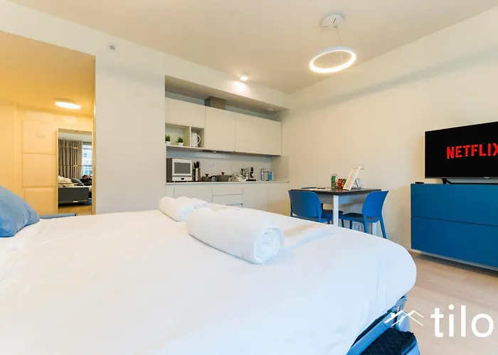 Waterfront Luxury Studio, Free Parking, Ac, Netflix & Wifi By Tilo Lux Apartmán Janov