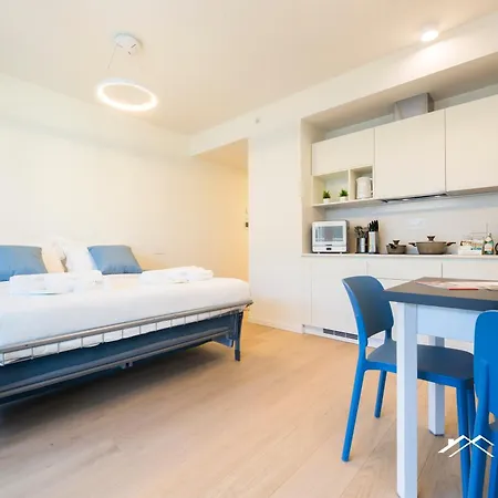 Waterfront Luxury Studio, Free Parking, Ac, Netflix & Wifi By Tilo Lux شقة